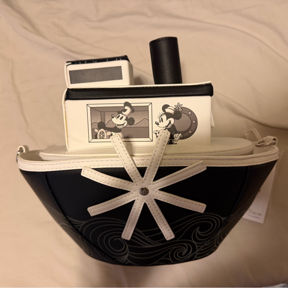 Disney Loungefly Mickey Steamboat Willie crossbody